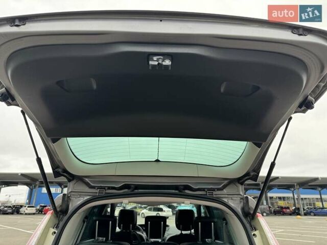 Сірий Рено Гранд Сценік, об'ємом двигуна 1.5 л та пробігом 168 тис. км за 10950 $, фото 20 на Automoto.ua