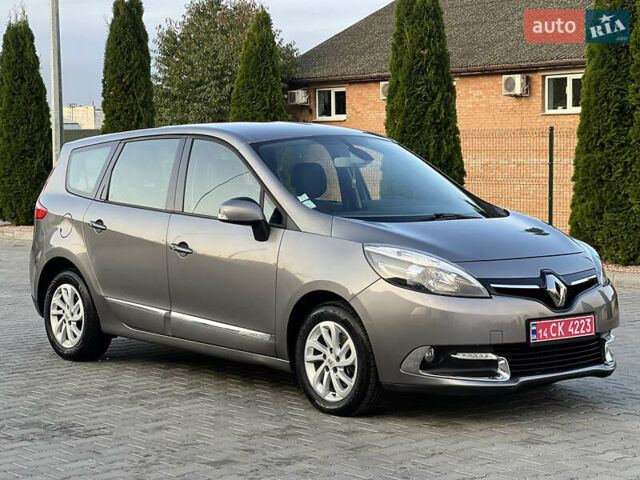 Сірий Рено Гранд Сценік, об'ємом двигуна 1.5 л та пробігом 210 тис. км за 10000 $, фото 25 на Automoto.ua