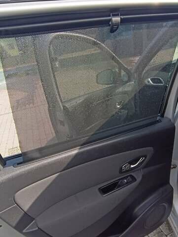 Сірий Рено Гранд Сценік, об'ємом двигуна 1.46 л та пробігом 212 тис. км за 8650 $, фото 12 на Automoto.ua