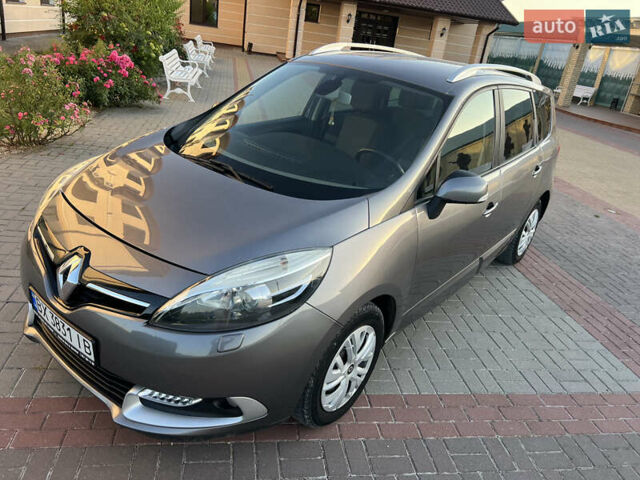 Серый Рено Гранд Сценик, объемом двигателя 1.6 л и пробегом 203 тыс. км за 8990 $, фото 1 на Automoto.ua