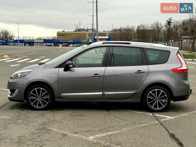 Сірий Рено Гранд Сценік, об'ємом двигуна 1.5 л та пробігом 168 тис. км за 10950 $, фото 2 на Automoto.ua