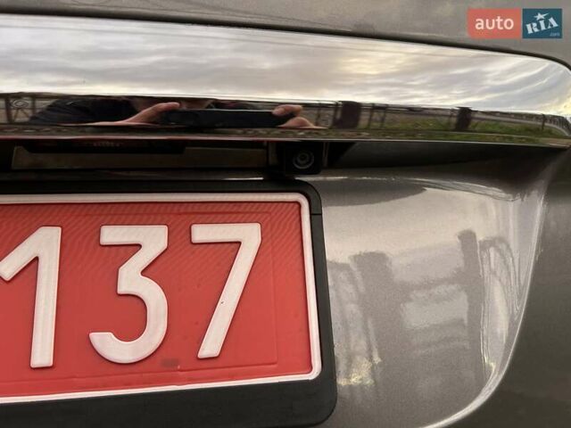 Сірий Рено Гранд Сценік, об'ємом двигуна 1.2 л та пробігом 237 тис. км за 7599 $, фото 9 на Automoto.ua