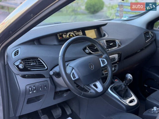 Рено Гранд Сценик 2013 в Стрые на Automoto.ua Серый Рено Гранд Сценик, объемом двигателя 1.6 л и пробегом 229 тыс. км за 9750 $, фото 3 на Automoto.ua
