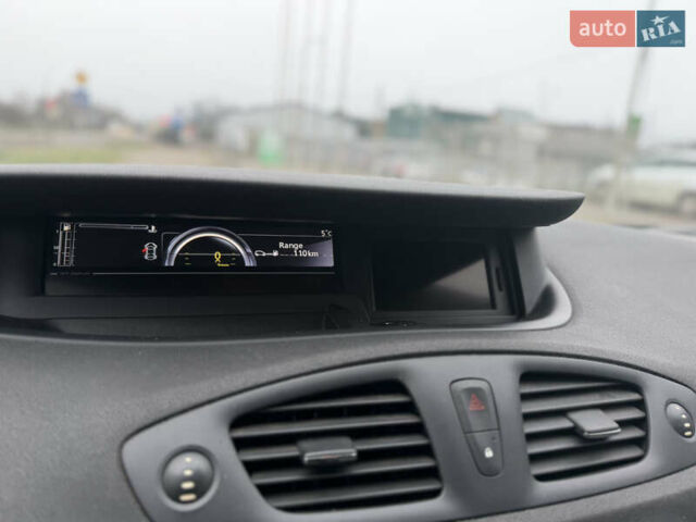 Серый Рено Гранд Сценик, объемом двигателя 1.5 л и пробегом 270 тыс. км за 6850 $, фото 14 на Automoto.ua