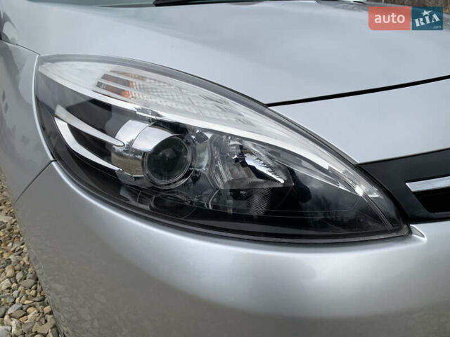 Сірий Рено Гранд Сценік, об'ємом двигуна 1.5 л та пробігом 304 тис. км за 8950 $, фото 36 на Automoto.ua