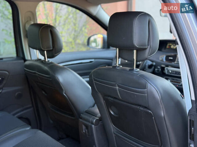 Рено Гранд Сценик 2013 в Стрые на Automoto.ua Серый Рено Гранд Сценик, объемом двигателя 1.6 л и пробегом 229 тыс. км за 9750 $, фото 65 на Automoto.ua