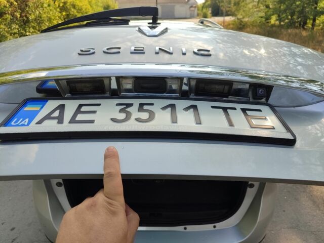 Сірий Рено Гранд Сценік, об'ємом двигуна 1.6 л та пробігом 212 тис. км за 10000 $, фото 15 на Automoto.ua