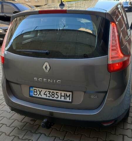 Серый Рено Гранд Сценик, объемом двигателя 1.5 л и пробегом 210 тыс. км за 9650 $, фото 16 на Automoto.ua