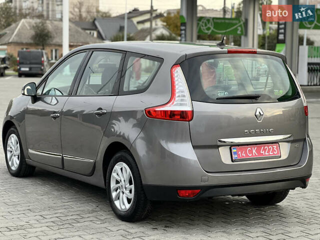 Сірий Рено Гранд Сценік, об'ємом двигуна 1.5 л та пробігом 210 тис. км за 10000 $, фото 12 на Automoto.ua