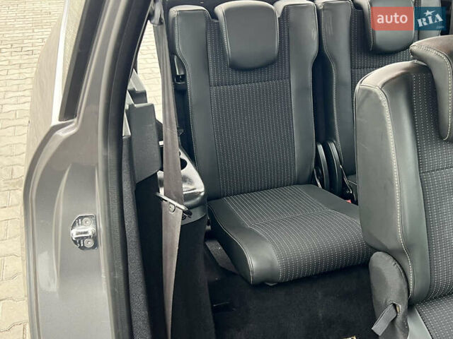 Сірий Рено Гранд Сценік, об'ємом двигуна 1.5 л та пробігом 210 тис. км за 10000 $, фото 66 на Automoto.ua
