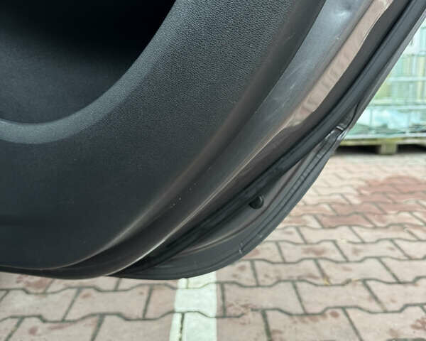 Сірий Рено Гранд Сценік, об'ємом двигуна 1.6 л та пробігом 251 тис. км за 9300 $, фото 48 на Automoto.ua