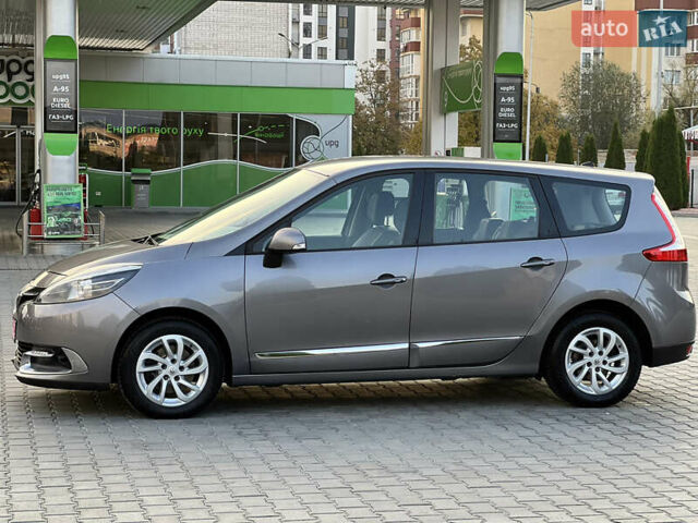 Сірий Рено Гранд Сценік, об'ємом двигуна 1.5 л та пробігом 210 тис. км за 10000 $, фото 18 на Automoto.ua