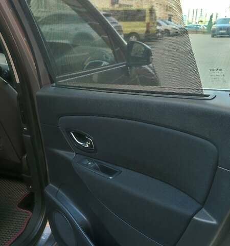 Серый Рено Гранд Сценик, объемом двигателя 1.5 л и пробегом 210 тыс. км за 9650 $, фото 34 на Automoto.ua