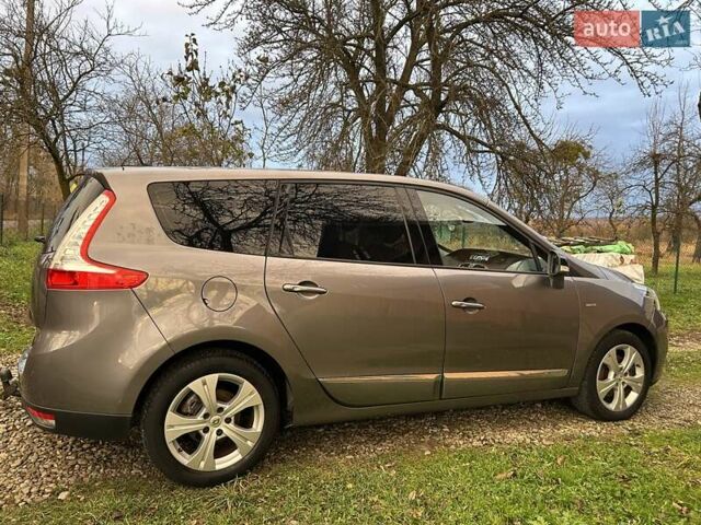 Сірий Рено Гранд Сценік, об'ємом двигуна 1.2 л та пробігом 237 тис. км за 7599 $, фото 13 на Automoto.ua