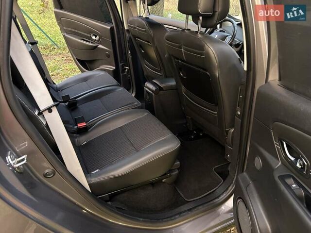 Сірий Рено Гранд Сценік, об'ємом двигуна 1.2 л та пробігом 237 тис. км за 7599 $, фото 43 на Automoto.ua