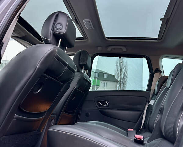 Сірий Рено Гранд Сценік, об'ємом двигуна 1.5 л та пробігом 225 тис. км за 10899 $, фото 51 на Automoto.ua