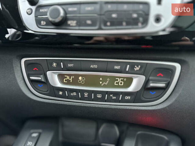 Сірий Рено Гранд Сценік, об'ємом двигуна 1.5 л та пробігом 225 тис. км за 10899 $, фото 40 на Automoto.ua