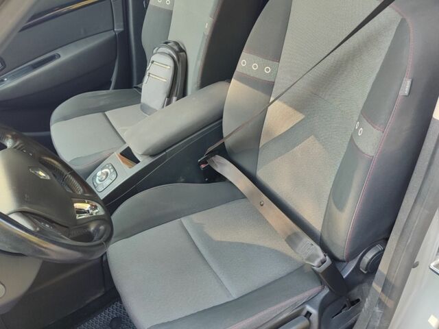 Сірий Рено Гранд Сценік, об'ємом двигуна 1.6 л та пробігом 212 тис. км за 10000 $, фото 13 на Automoto.ua