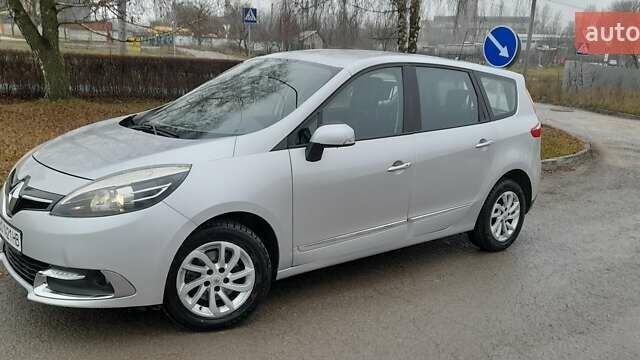 Серый Рено Гранд Сценик, объемом двигателя 1.46 л и пробегом 223 тыс. км за 11199 $, фото 32 на Automoto.ua