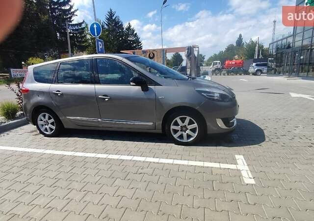 Сірий Рено Гранд Сценік, об'ємом двигуна 1.6 л та пробігом 237 тис. км за 10299 $, фото 7 на Automoto.ua