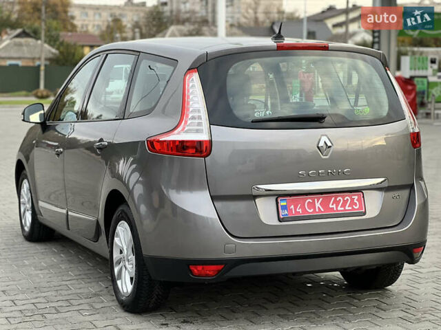 Сірий Рено Гранд Сценік, об'ємом двигуна 1.5 л та пробігом 210 тис. км за 10000 $, фото 11 на Automoto.ua
