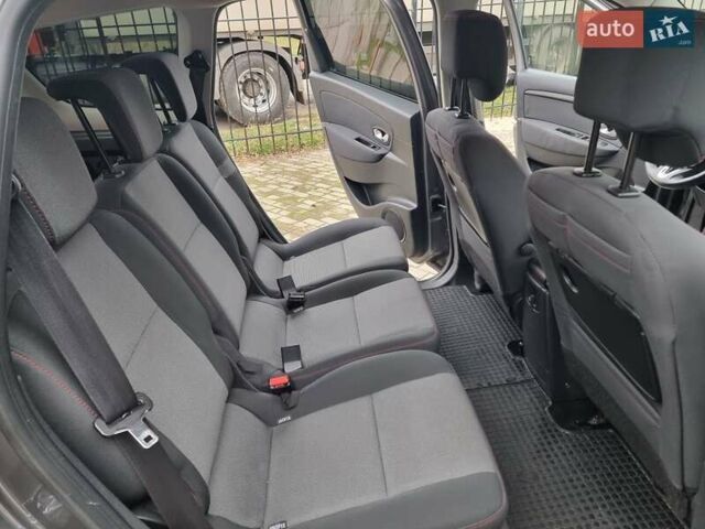 Сірий Рено Гранд Сценік, об'ємом двигуна 1.46 л та пробігом 217 тис. км за 8500 $, фото 21 на Automoto.ua