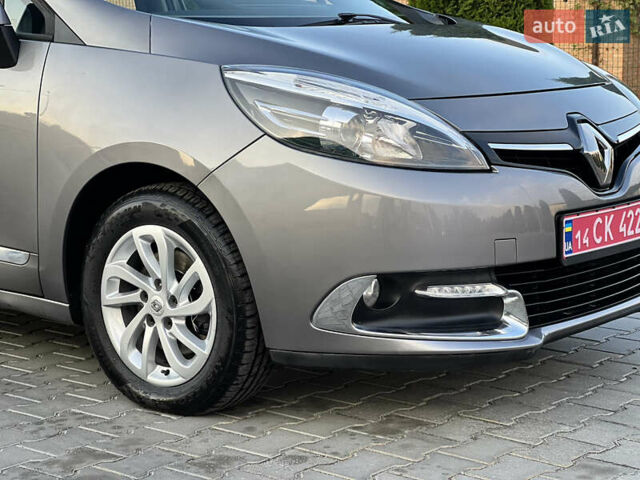 Сірий Рено Гранд Сценік, об'ємом двигуна 1.5 л та пробігом 210 тис. км за 10000 $, фото 33 на Automoto.ua