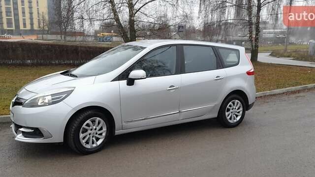 Серый Рено Гранд Сценик, объемом двигателя 1.46 л и пробегом 223 тыс. км за 11199 $, фото 40 на Automoto.ua