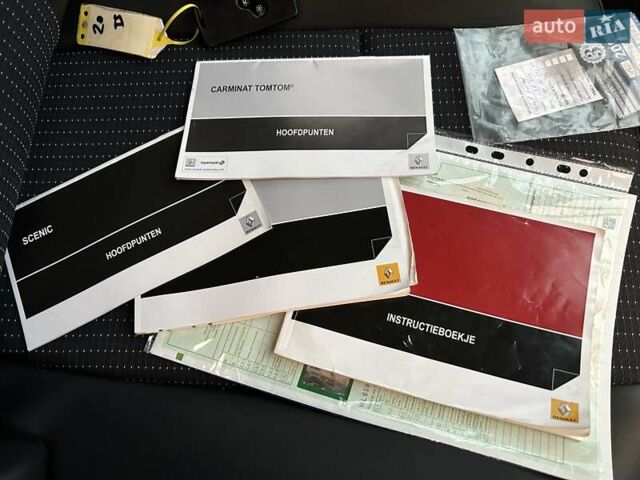 Сірий Рено Гранд Сценік, об'ємом двигуна 1.2 л та пробігом 237 тис. км за 7599 $, фото 53 на Automoto.ua