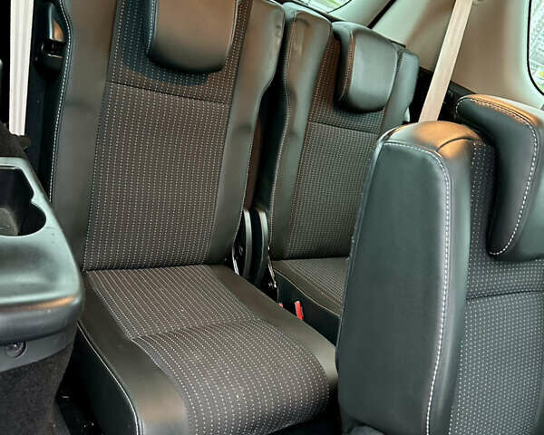 Сірий Рено Гранд Сценік, об'ємом двигуна 1.5 л та пробігом 225 тис. км за 10899 $, фото 55 на Automoto.ua