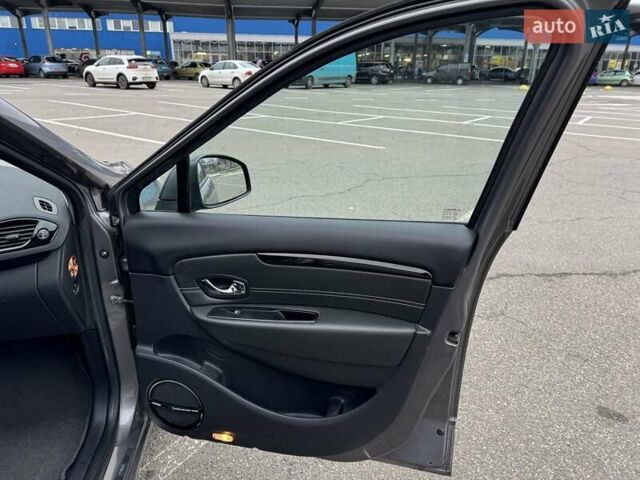 Сірий Рено Гранд Сценік, об'ємом двигуна 1.5 л та пробігом 168 тис. км за 10950 $, фото 24 на Automoto.ua