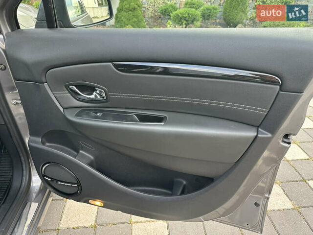 Серый Рено Гранд Сценик, объемом двигателя 1.6 л и пробегом 229 тыс. км за 10650 $, фото 68 на Automoto.ua