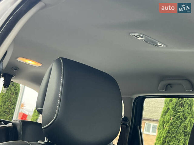 Сірий Рено Гранд Сценік, об'ємом двигуна 1.5 л та пробігом 210 тис. км за 10000 $, фото 72 на Automoto.ua