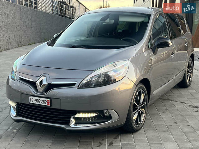 Серый Рено Гранд Сценик, объемом двигателя 0 л и пробегом 207 тыс. км за 10999 $, фото 18 на Automoto.ua