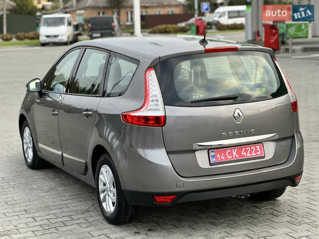 Сірий Рено Гранд Сценік, об'ємом двигуна 1.5 л та пробігом 210 тис. км за 10000 $, фото 4 на Automoto.ua