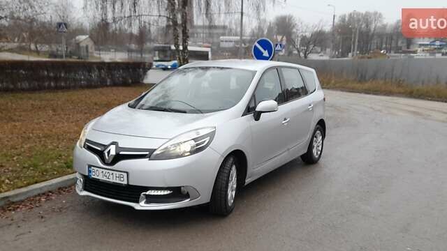 Серый Рено Гранд Сценик, объемом двигателя 1.46 л и пробегом 223 тыс. км за 11199 $, фото 6 на Automoto.ua