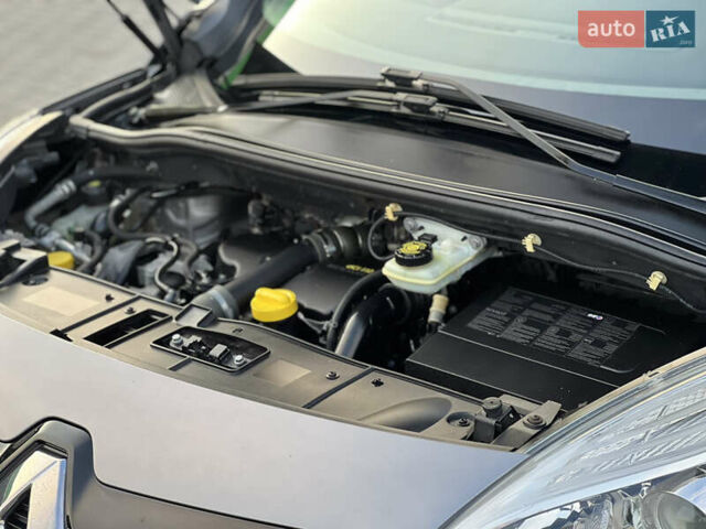 Сірий Рено Гранд Сценік, об'ємом двигуна 1.5 л та пробігом 210 тис. км за 10000 $, фото 50 на Automoto.ua