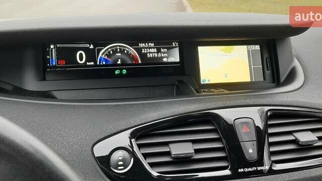 Серый Рено Гранд Сценик, объемом двигателя 1.46 л и пробегом 223 тыс. км за 11199 $, фото 28 на Automoto.ua