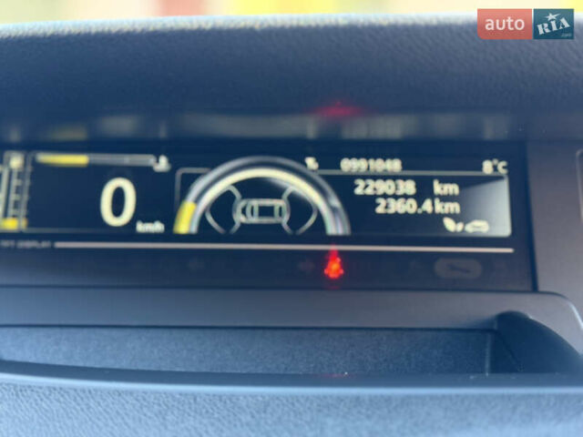 Рено Гранд Сценик 2013 в Стрые на Automoto.ua Серый Рено Гранд Сценик, объемом двигателя 1.6 л и пробегом 229 тыс. км за 9750 $, фото 51 на Automoto.ua