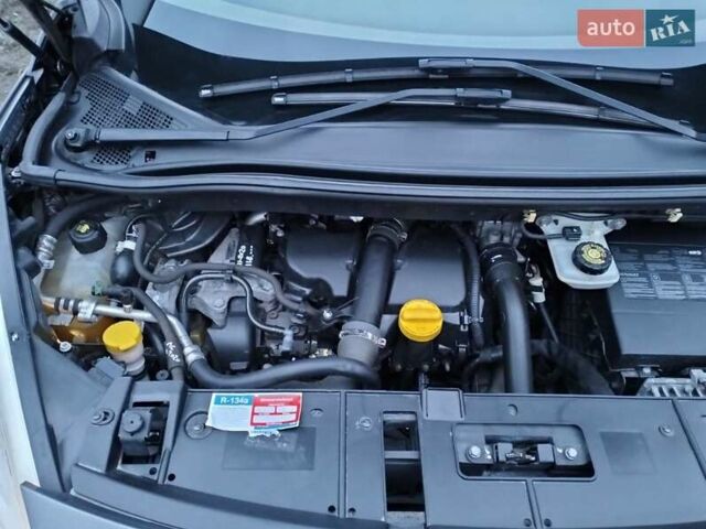 Серый Рено Гранд Сценик, объемом двигателя 1.5 л и пробегом 179 тыс. км за 10499 $, фото 12 на Automoto.ua