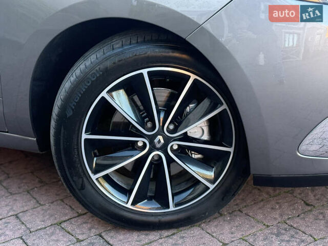 Рено Гранд Сценик 2013 в Стрые на Automoto.ua Серый Рено Гранд Сценик, объемом двигателя 1.6 л и пробегом 229 тыс. км за 9750 $, фото 23 на Automoto.ua