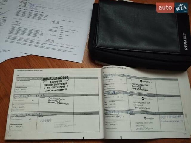 Серый Рено Гранд Сценик, объемом двигателя 1.5 л и пробегом 219 тыс. км за 10400 $, фото 37 на Automoto.ua