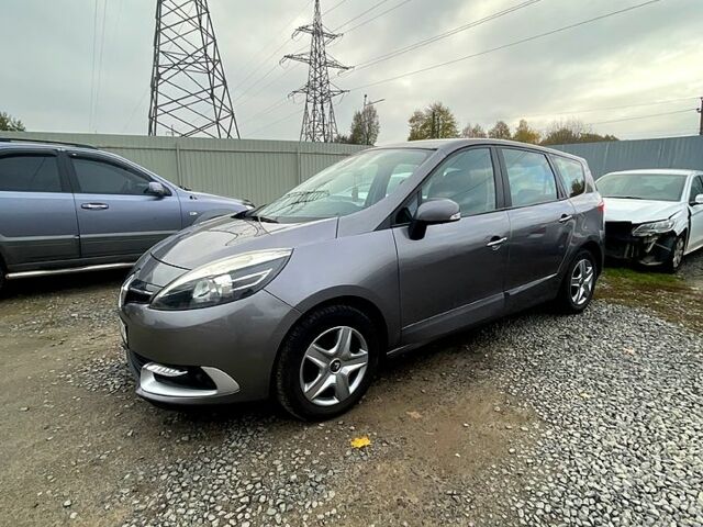 Сірий Рено Гранд Сценік, об'ємом двигуна 1.6 л та пробігом 251 тис. км за 9200 $, фото 1 на Automoto.ua