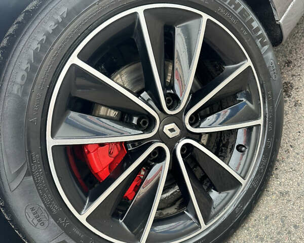 Серый Рено Гранд Сценик, объемом двигателя 1.6 л и пробегом 222 тыс. км за 8900 $, фото 5 на Automoto.ua