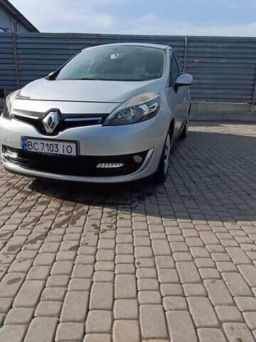 Серый Рено Гранд Сценик, объемом двигателя 1.46 л и пробегом 212 тыс. км за 8650 $, фото 4 на Automoto.ua