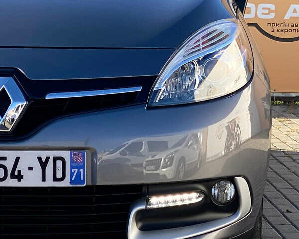 Серый Рено Гранд Сценик, объемом двигателя 1.5 л и пробегом 225 тыс. км за 9500 $, фото 4 на Automoto.ua