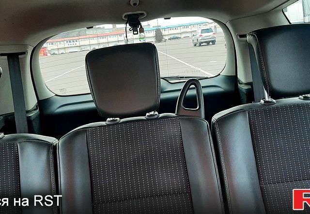 Сірий Рено Гранд Сценік, об'ємом двигуна 1.5 л та пробігом 300 тис. км за 8500 $, фото 7 на Automoto.ua