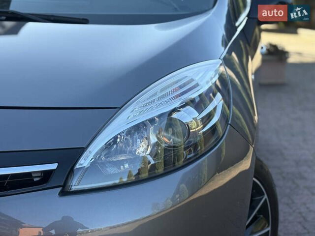 Рено Гранд Сценик 2013 в Стрые на Automoto.ua Серый Рено Гранд Сценик, объемом двигателя 1.6 л и пробегом 229 тыс. км за 9750 $, фото 14 на Automoto.ua