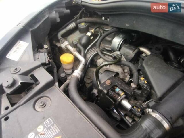 Рено Гранд Сценік 2013 у Белой Церкве на Automoto.ua Сірий Рено Гранд Сценік, об'ємом двигуна 1.5 л та пробігом 293 тис. км за 8500 $, фото 22 на Automoto.ua