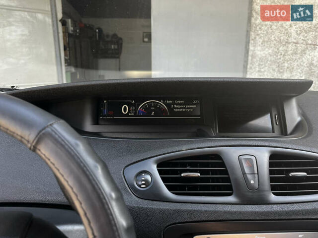 Серый Рено Гранд Сценик, объемом двигателя 1.46 л и пробегом 240 тыс. км за 8500 $, фото 9 на Automoto.ua